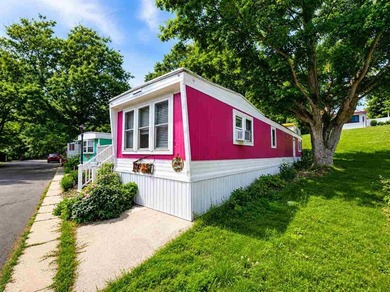 Welcome to this charming 2-bedroom, 1-bath home, ideally located - photo 4