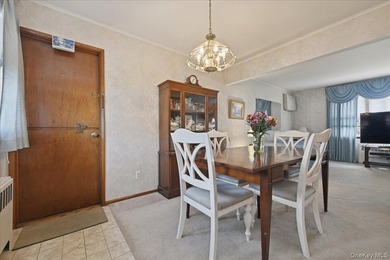 Buyers wait anxiously for a 2 car oversized garage, with access - photo 7