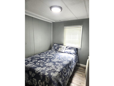 Welcome to this charming 2-bedroom, 1-bath home, ideally located - photo 10