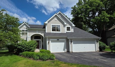 Take the keys and move right into this stunning, turn-key - photo 1
