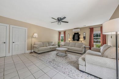 Welcome to this beautifully renovated colonial 4 Bedrooms, 4 - photo 20
