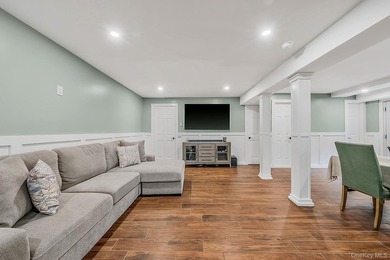 Welcome to this beautifully renovated colonial 4 Bedrooms, 4 - photo 24