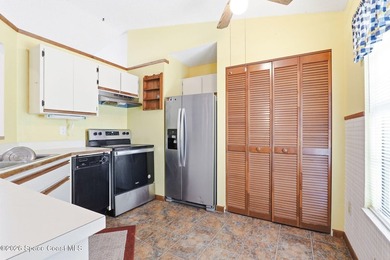 This single-story, split-bedroom home delivers where it - photo 9
