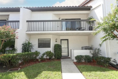 Lake Condo For Sale in Winter Park, Florida