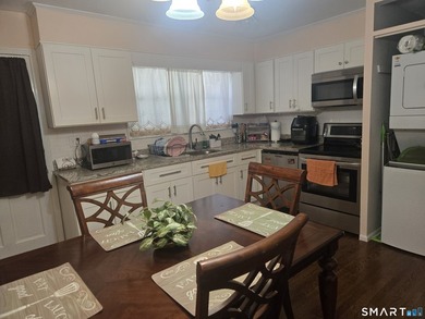 Wonderful opportunity to own in Springdale !!! This updated 2 - photo 5