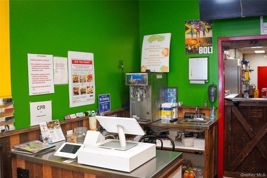 D'Melting Pot is a fully equipped, turnkey restaurant located in - photo 7
