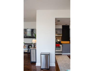 What a fabulous condo in the middle of the Loft District.  Walk