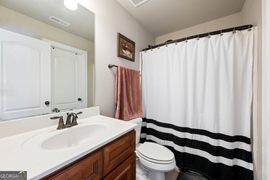 Welcome to 73 Palomino Drive, a spacious and versatile home - photo 41