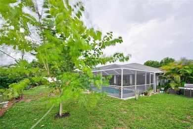 Under contract-accepting backup offers. Welcome to this charming - photo 44
