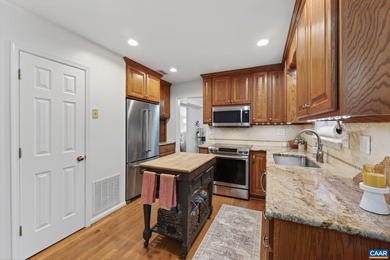 This move-in ready, three-level home offers exceptional - photo 13