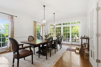 Welcome to this sprawling Trent Woods, all-brick, 5-bedroom - photo 4