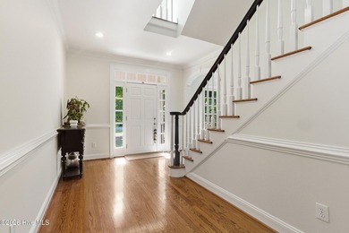Welcome to this sprawling Trent Woods, all-brick, 5-bedroom - photo 10
