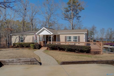 Lake Home For Sale in Centre, Alabama