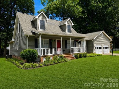 This beautiful Milford Knoll home is tucked away with a - photo 1