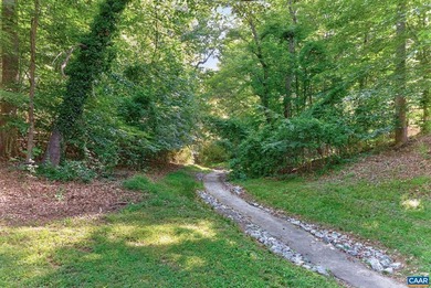 This move-in ready, three-level home offers exceptional - photo 42