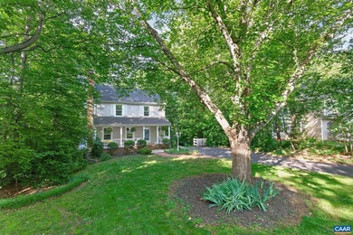 This move-in ready, three-level home offers exceptional - photo 43