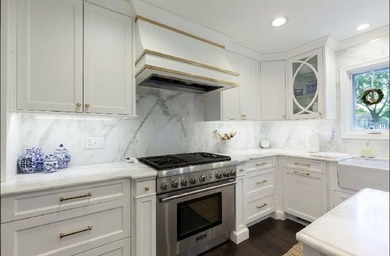 Rare opportunity to own a sought after ranch located overlooking - photo 10