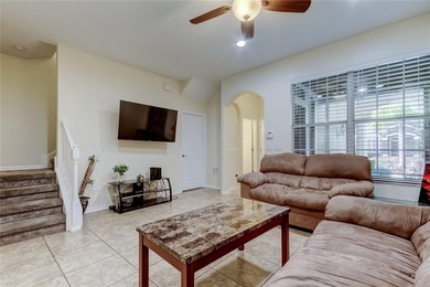 Beautiful maintenance-free gated community offering a 3 bedroom - photo 3