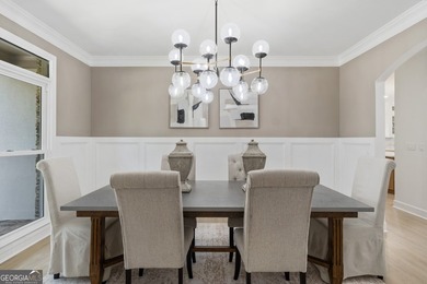 COMPLETELY UPDATED & MOVE-IN READY! * RENOVATED KITCHEN * - photo 9