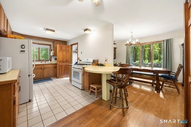 Escape to your own private retreat with this unique 7 room - photo 2