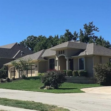 Piper Lake Home Sale Pending in Kansas City Kansas