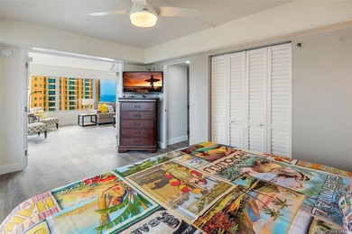 Beautiful ocean and lagoon views in the 12th floor of the iconic - photo 15