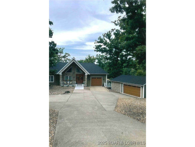 Lake Home Sale Pending in Osage Beach, Missouri