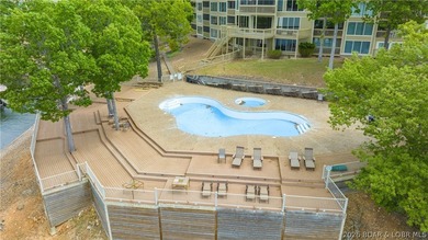 Experience lake living with this fully turn-key 2-bedroom - photo 33