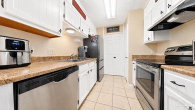 Fully Furnished, Move-In-Ready Condo in Pensacola! Discover - photo 3