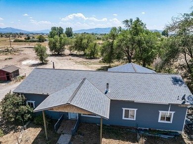 **Builders &amp; House flippers wanted!** Potential, potential