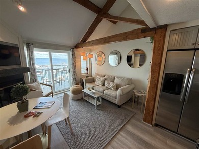Pack your suitcase and enjoy this beautifully updated two - photo 5