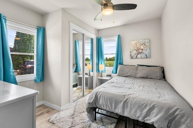 Enjoy the beautiful views of Lake Butte Des Morts from this - photo 19
