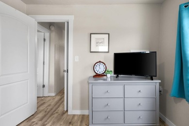 Enjoy the beautiful views of Lake Butte Des Morts from this - photo 20