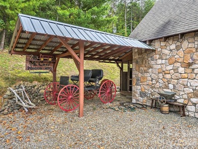 Welcome to this highly acclaimed, custom log home nestled on 13 - photo 21