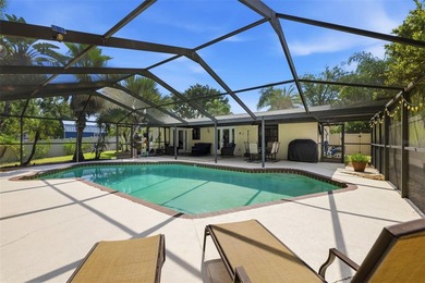 Welcome to this beautifully renovated Carrollwood pool home - photo 22