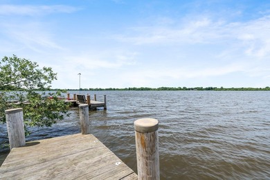 Enjoy the beautiful views of Lake Butte Des Morts from this - photo 24