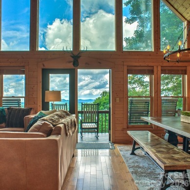 Escape to the Blue Ridge Mountains in the cabin retreat you've - photo 1