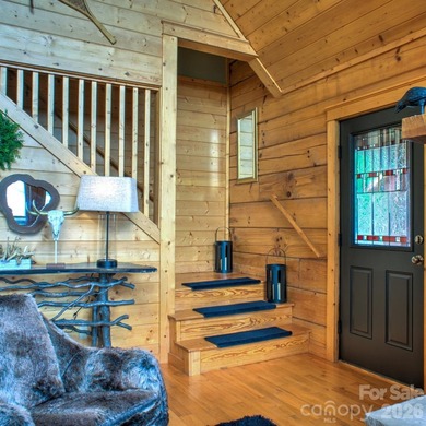 Escape to the Blue Ridge Mountains in the cabin retreat you've - photo 10