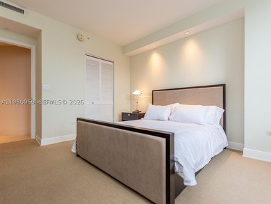 Beautiful apartment located at exclusive Brickell Key Island - photo 8