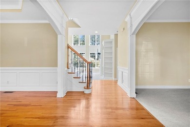 Come see this stunning home in the Parkside Section of Hamilton - photo 4