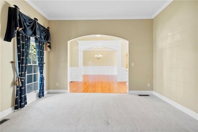Come see this stunning home in the Parkside Section of Hamilton - photo 6