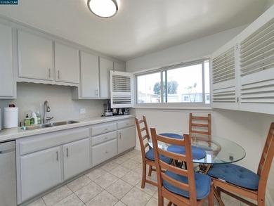 Beautifully updated and meticulously maintained offering a blend - photo 22