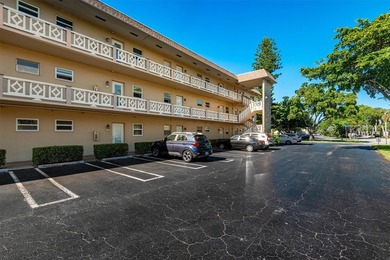 Beautiful condo in Hawaiian Gardens phase 3 in Sunflower - photo 23