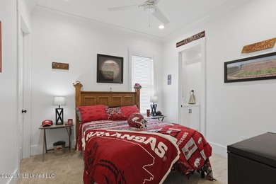 Stunning, like brand new home in Lake Caroline! This lovely Home - photo 26