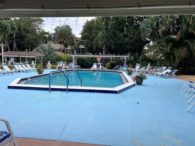 Beautiful condo in Hawaiian Gardens phase 3 in Sunflower - photo 33