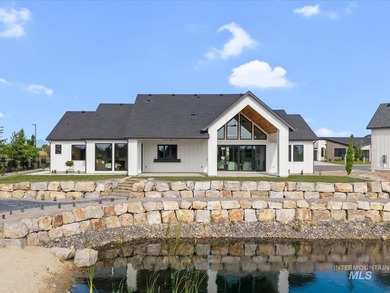 A rare waterfront offering on a private half-acre lot in River - photo 44