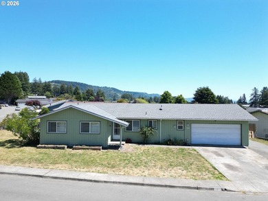 Conveniently located in an established Brookings neighborhood - photo 1