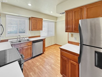 Conveniently located in an established Brookings neighborhood - photo 7