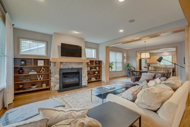 Welcome home to the highly sought-after Liberty Neighborhood - photo 12