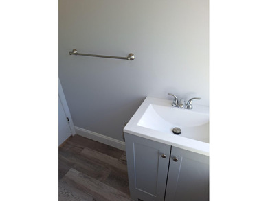 0$ - HOA.The house has finished its extended renovation: New - photo 13